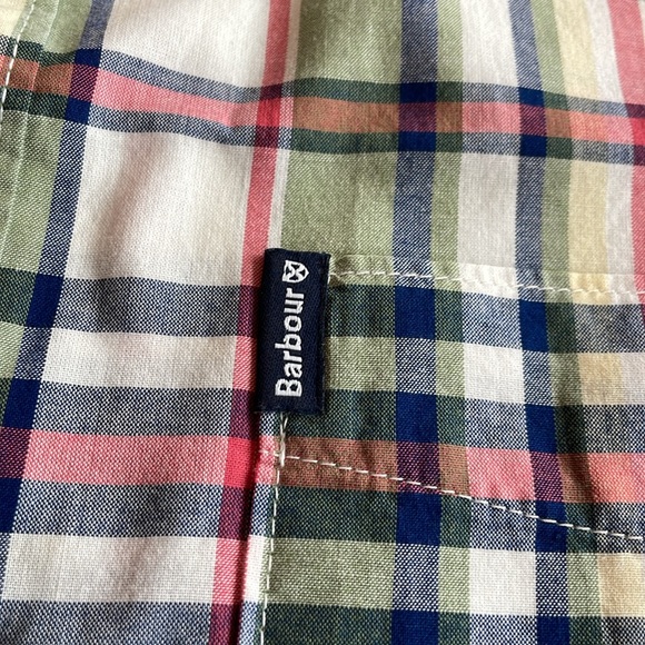 Excellent condition button down - Picture 2 of 2